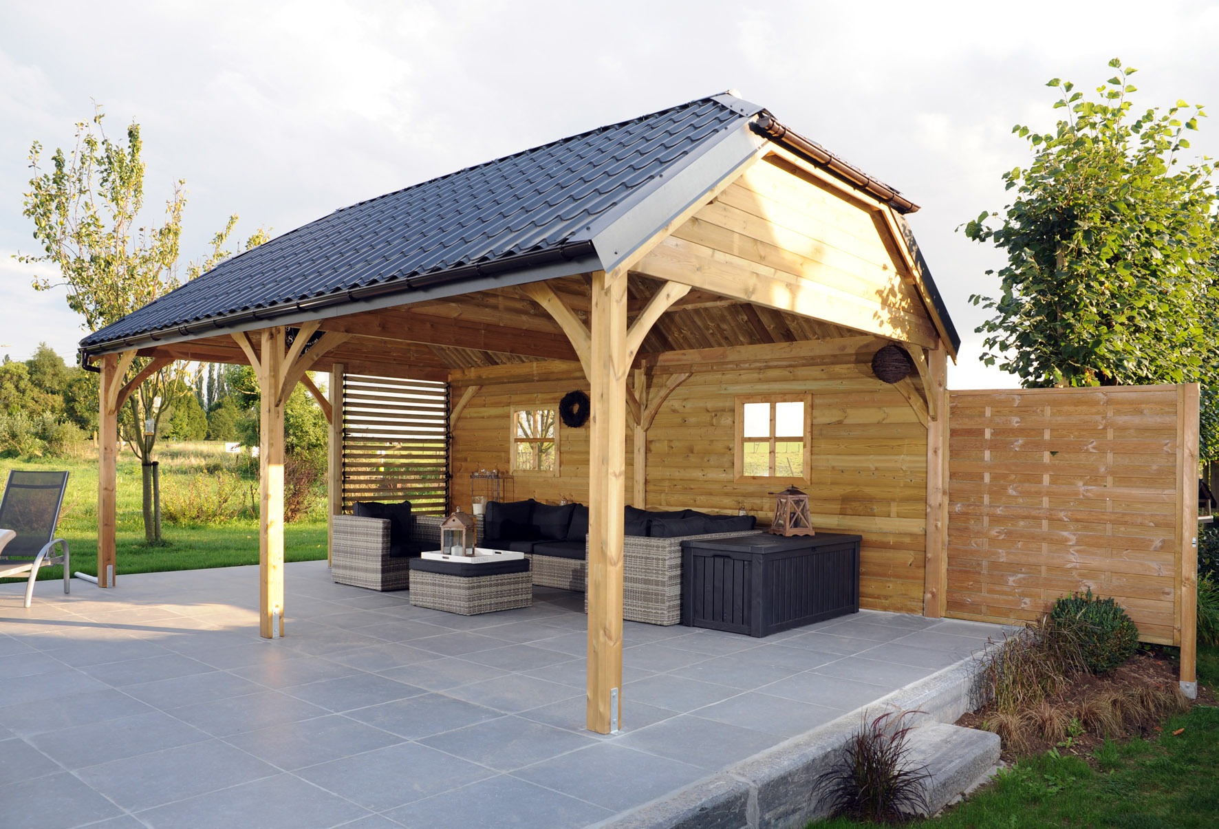 Pokon Verkoopwinkel -Pokon Verkoopwinkel poolhouse